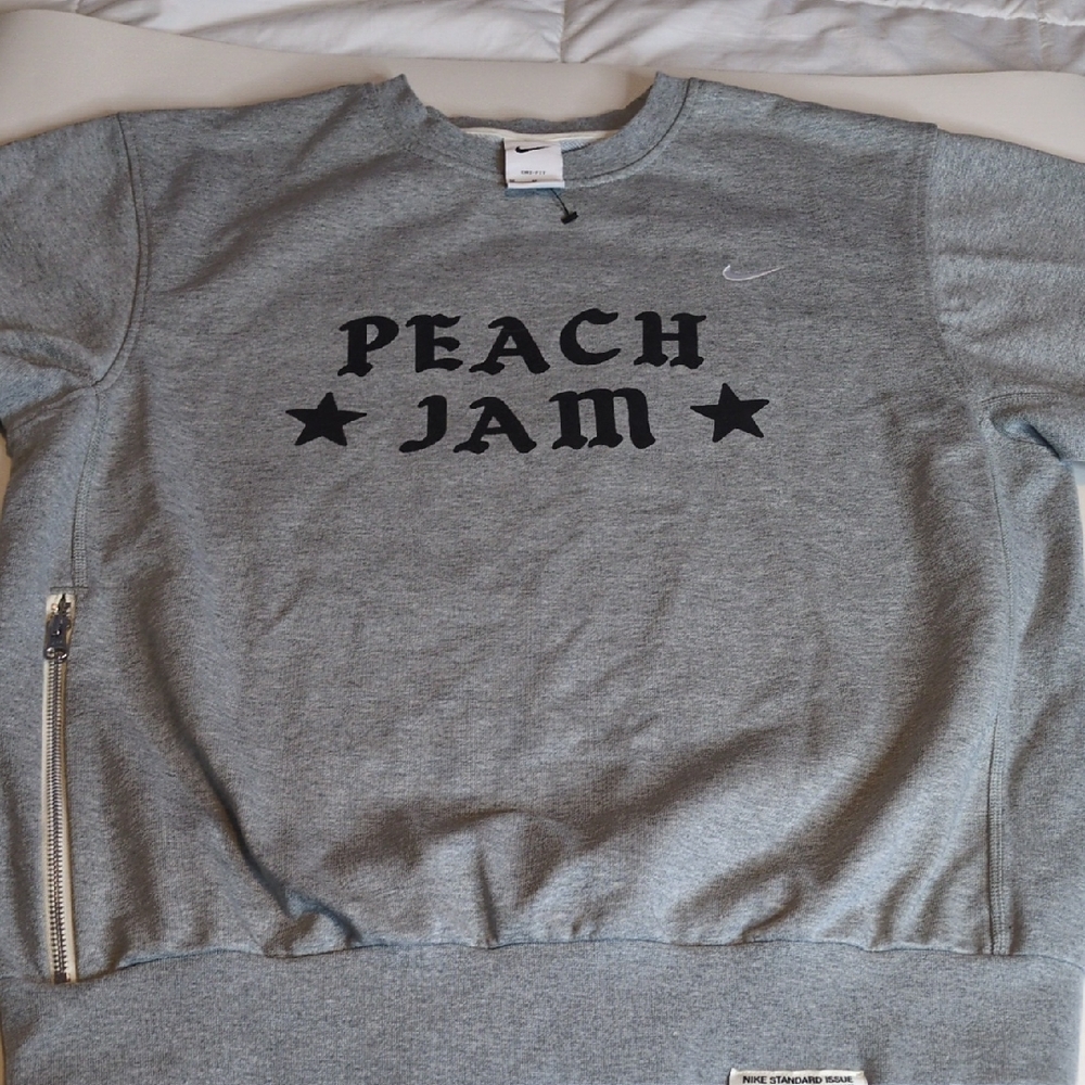 Nike Gray 'Peach Jam' Sweatshirt